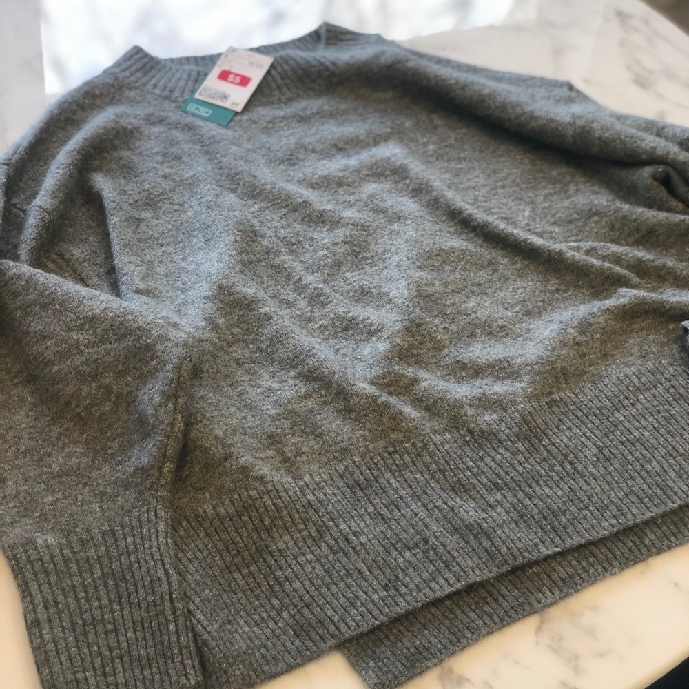 Gray sweater